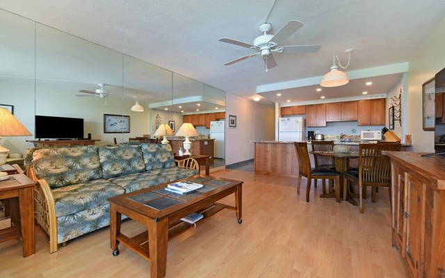 Kahana Reef 414 by RedAwning