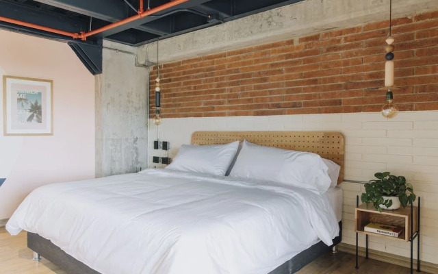 The Somos Hotel