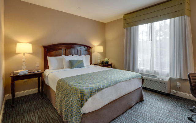 Ayres Hotel & Spa Mission Viejo – Lake Forest