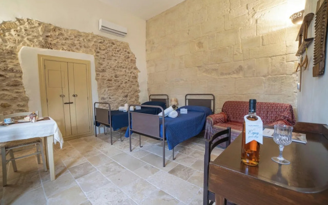 Corte San Giorgio Boutique apt With Airco