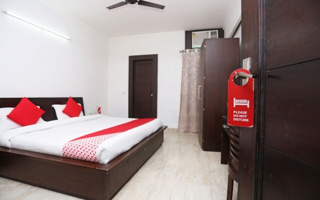 OYO 19309 Hotel Rajshree