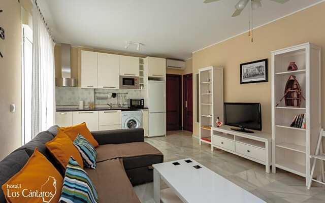 Apartamentos los Cantaros