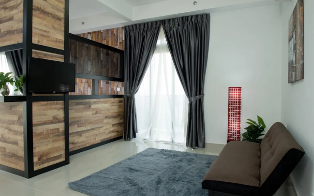 Ezzyhome @ Medini