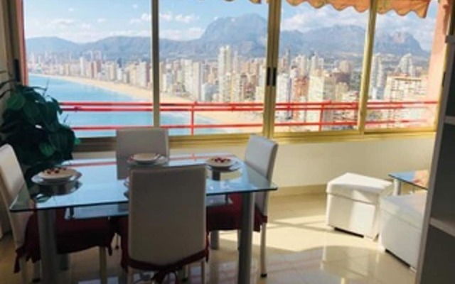 Apartment with One Bedroom in Benidorm, with Pool Access, Enclosed Garden And Wifi - 100 M From the Beach