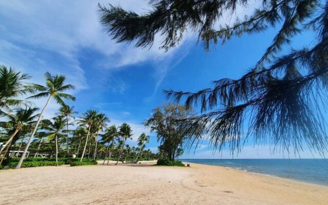 Marina Seaside Boutique Hotel