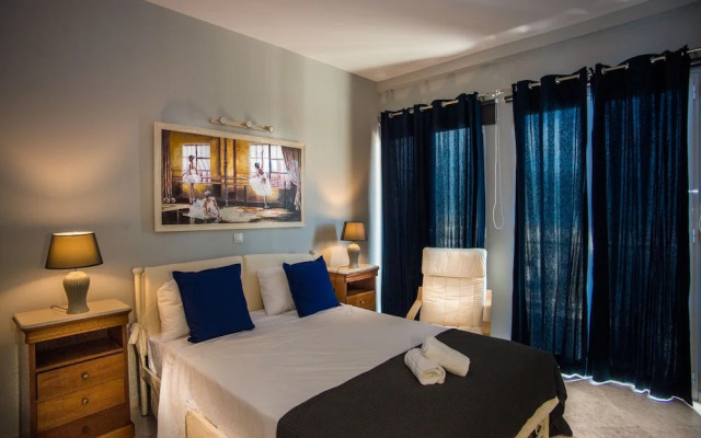 Xenia Ionis Luxury Concept Apartments