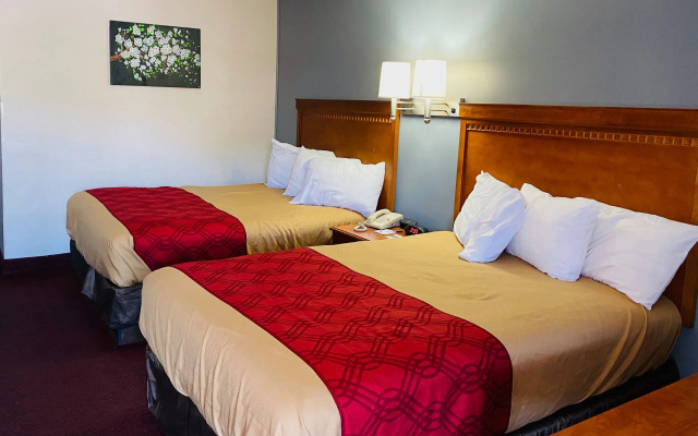 Ramada by Wyndham Panama City Beach / Beachfront