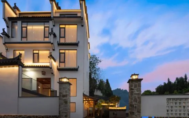 Floral Hotel · Wuyuan Yinyi Xishe Homestay — 3-star hotel in Shangrao