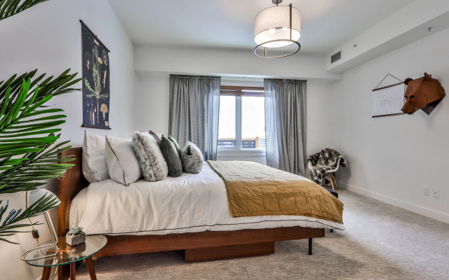 Rundle Cliffs Lodge by Spring Creek Vacation