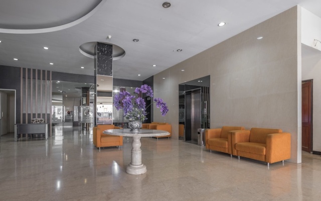 OYO 1081 Allson City Hotel Makassar – Lobby – Makassar