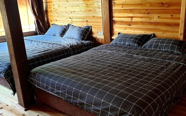 Tavan Dragon House - Hostel