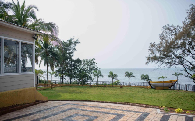 Valukeshwar beach house