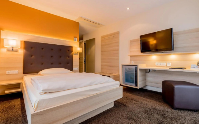 Bacchus Hotel
