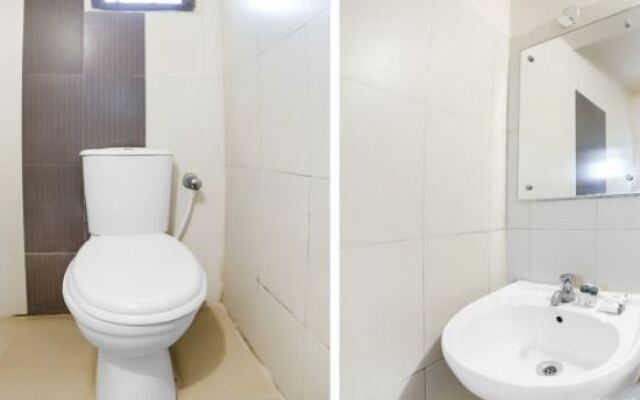 OYO 14178 Hotel Sea City