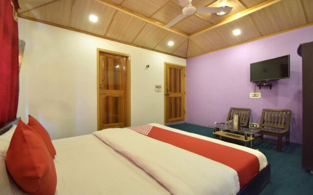 OYO 4692 KS Palace Srinagar