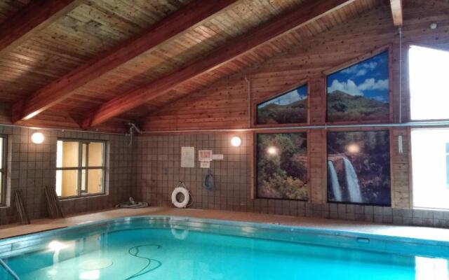 Riverside Inn
