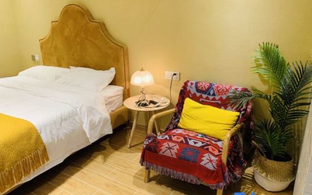 Yingtan Manshiba Apartment (Guoxi Building Branch)