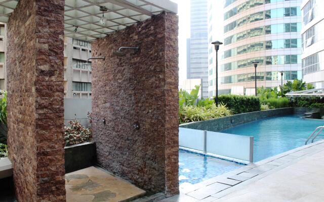Versailles Stay at One Central Residences