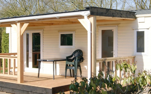 Cozy Chalet in Appelscha with Garden