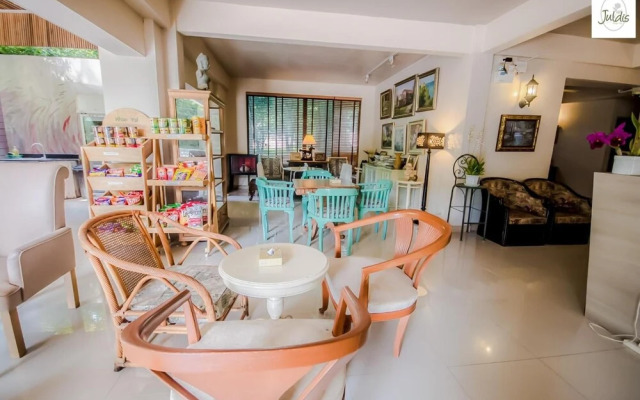 Juldis Khao Yai J2