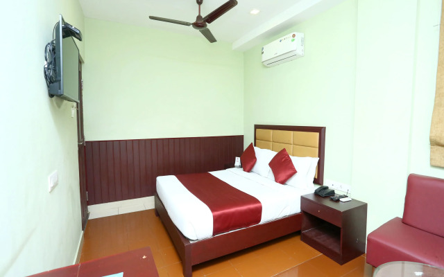 OYO 15190 Select Residency