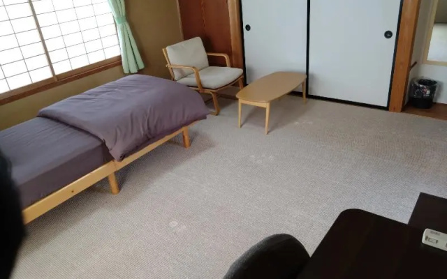 Guest House Azmo – Guest Rooms – Matsue