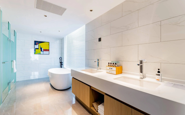 Holiday Inn Express Hohhot East Station
