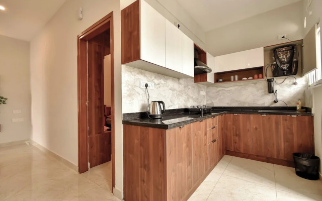 Ega Orchid Luxury by HomeSlice