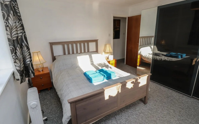 Flat 2, Clifton Gardens