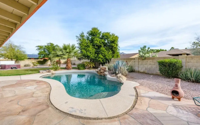 Casa Willow 4 Bedroom Home by RedAwning