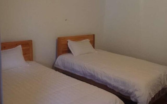 Longmen Hostel