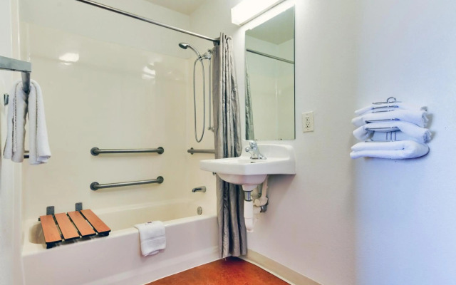 Motel 6 Irving, TX - Dallas