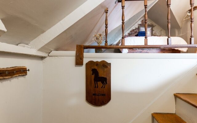 Center of Highlands! Spacious Bardstown loft!