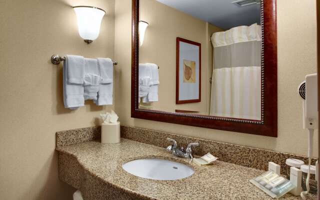 Hilton Garden Inn Akron Canton Airport