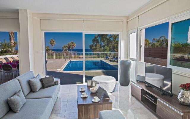 Villa Mesogi Seafront Stunning 4BDR Fontline Protaras Villa