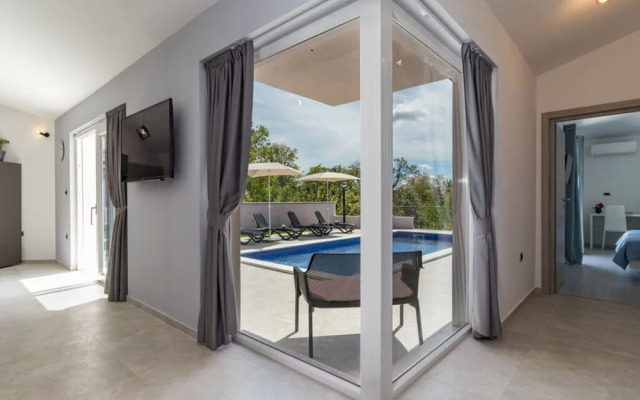 Villa Nana Comfortable Holiday Residence