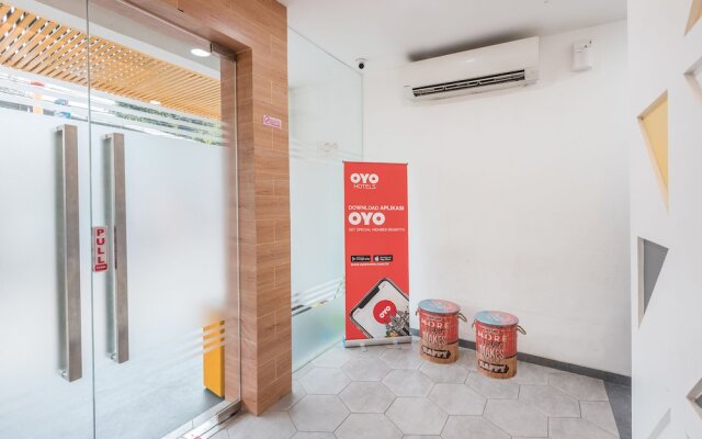 OYO 386 Hey Hotel