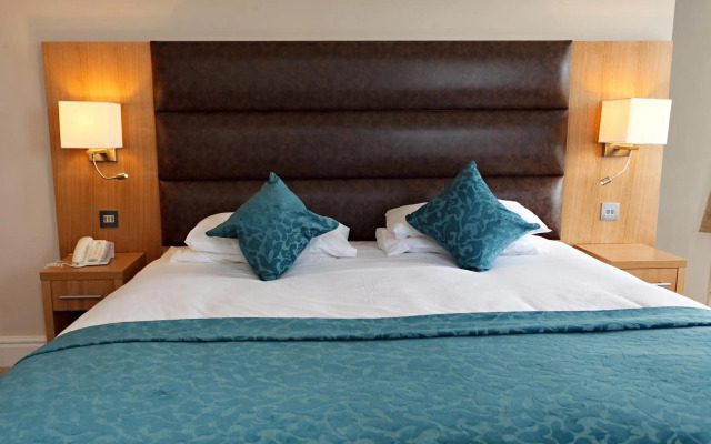 The Links Country Park Hotel