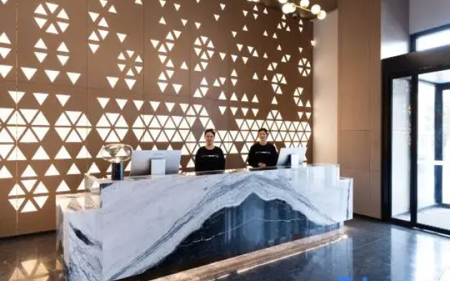 Atour Hotel Nyingchi Bayi Nanyue Avenue