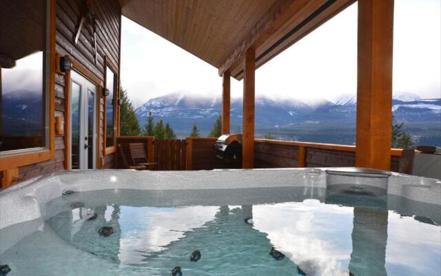 Cedar House Restaurant & Chalets