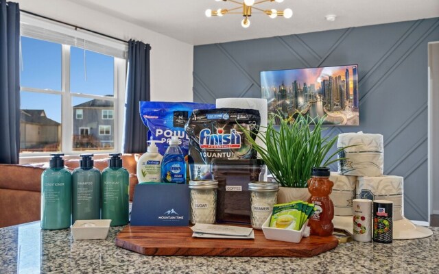 Charming Bungalow Next to UNC - Free Cruiser Bikes!