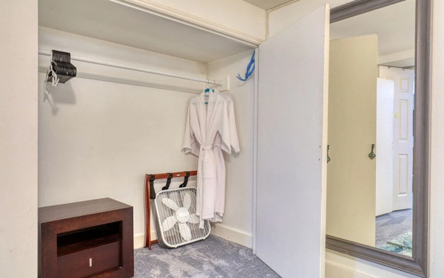 Walker’s Delight on Queen Anne