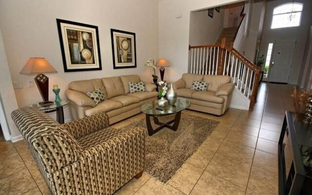 Windsor Hills Luxury Retreat