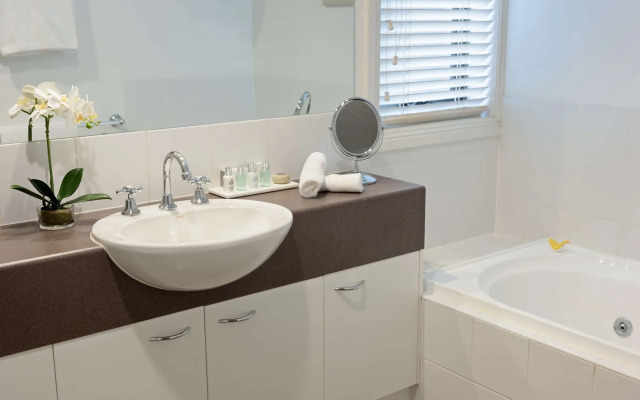 Ringwood Royale Apartments