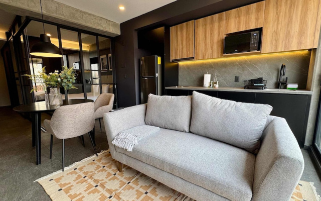 w Tasteful 1BR w Private Balcony in Tabacalera
