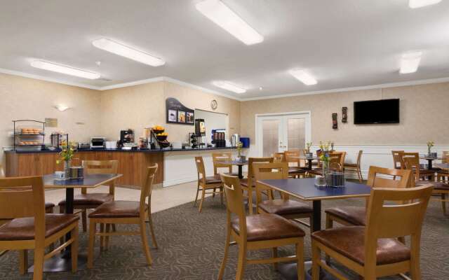 Days Inn by Wyndham Saskatoon