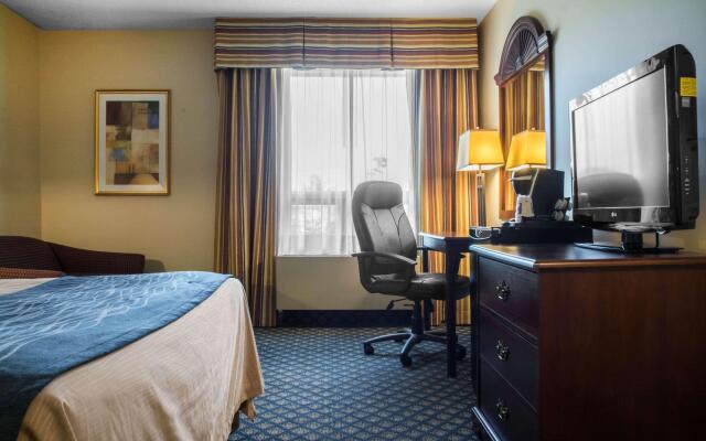 Comfort Inn and Suites Ingersoll