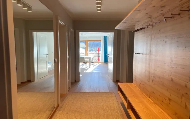 Exclusive Apartment With Scenic View