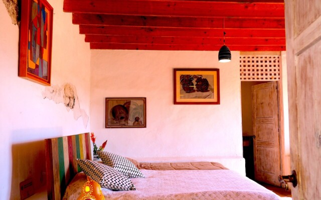 Casa LUNAH Cabalgatas y Meditación