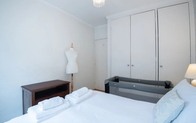 Delightful Kensington Home close to Hyde Park